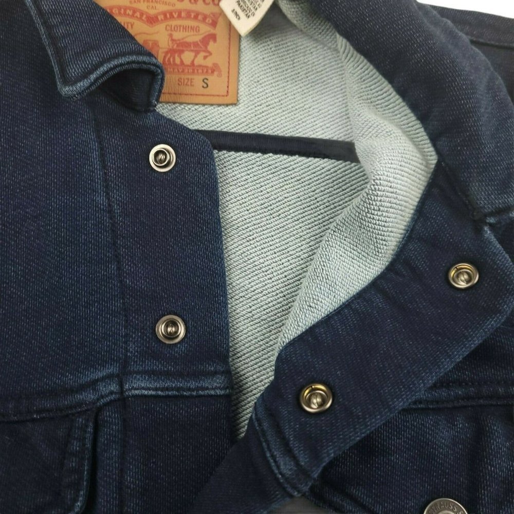 Levi’s Original Trucker Jacket Women’s Small Dark Wash Denim Button Front Stretc - Picture 5 of 10